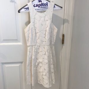 White Fit and Flare Annie Griffin Dress. Size 0